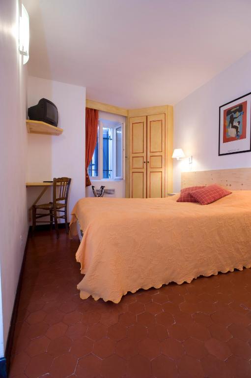 Le Vieux Chateau エギュイーヌ 部屋 写真